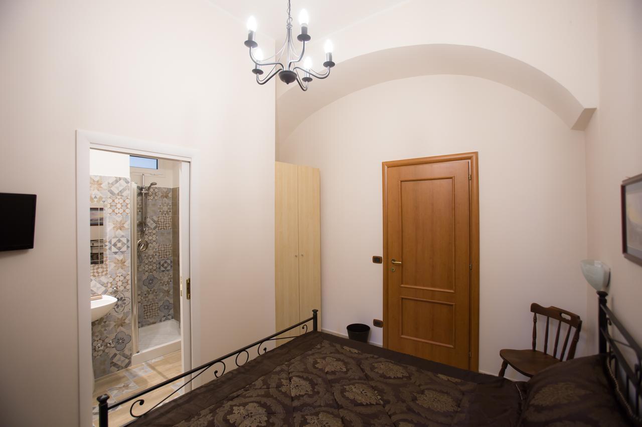 לינה וארוחת בוקר נאפולי A Casa Di Nonna Giulia מראה חיצוני תמונה