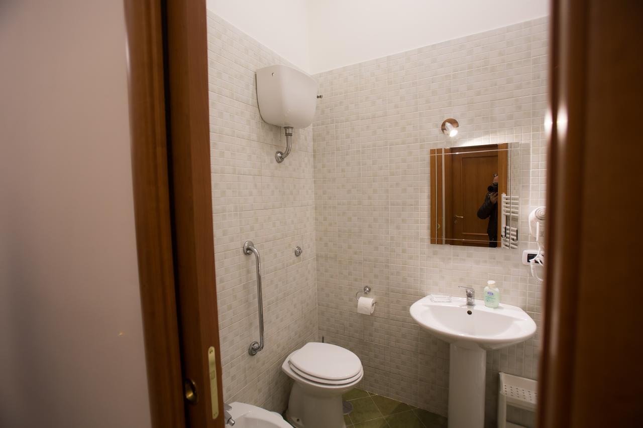 לינה וארוחת בוקר נאפולי A Casa Di Nonna Giulia מראה חיצוני תמונה