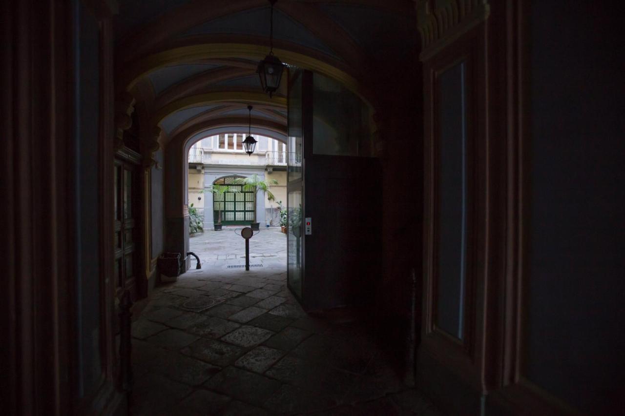לינה וארוחת בוקר נאפולי A Casa Di Nonna Giulia מראה חיצוני תמונה